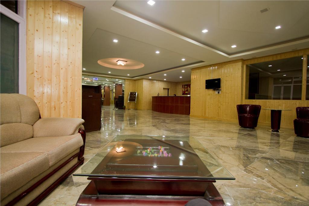 Adb Rooms Snow Touch Resort Manali  Exterior photo