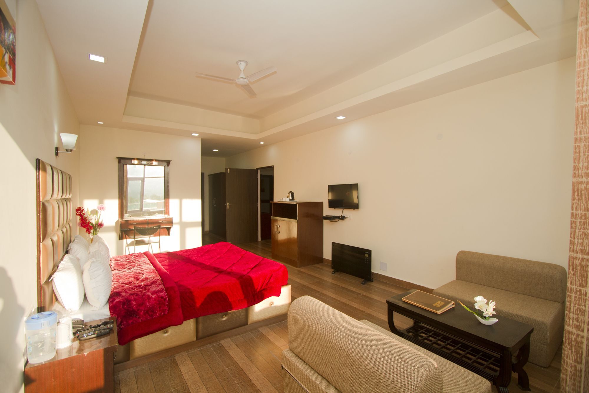 Adb Rooms Snow Touch Resort Manali  Exterior photo