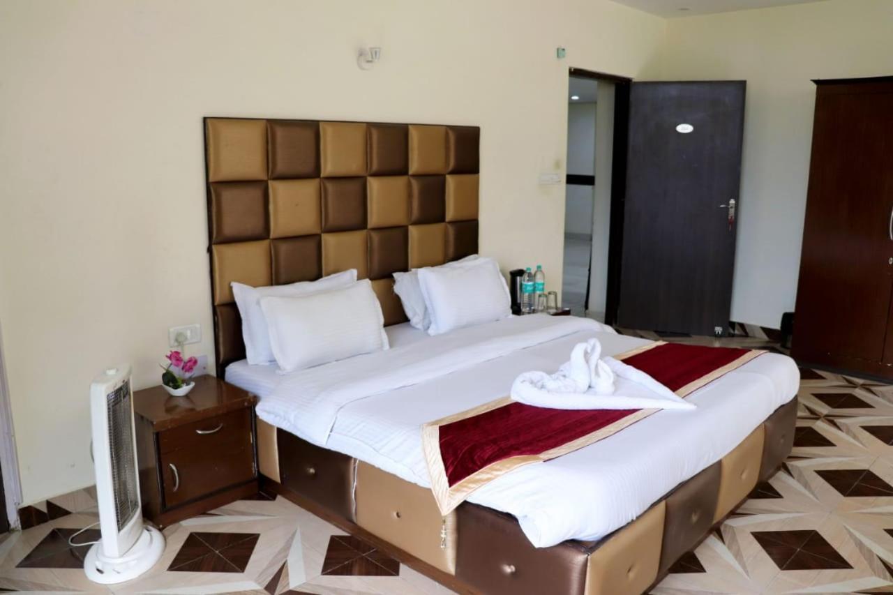 Adb Rooms Snow Touch Resort Manali  Exterior photo